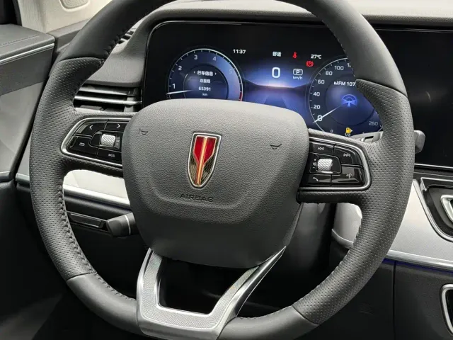 Hongqi HS5 — Фото автомобиля 13