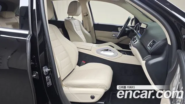 Mercedes-Benz GLE-Class — Фото автомобиля 11