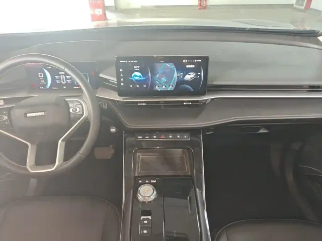 Haval H6 — Фото автомобиля 12