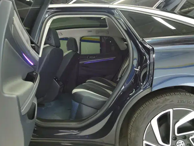 Volkswagen ID.7 Vizzion — Фото автомобиля 11