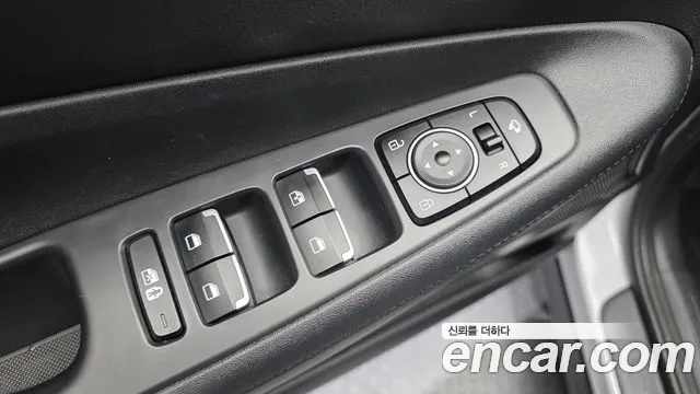 Hyundai Santafe Новый Santa Fe Дизель 2.2 4WD — Фото автомобиля 13