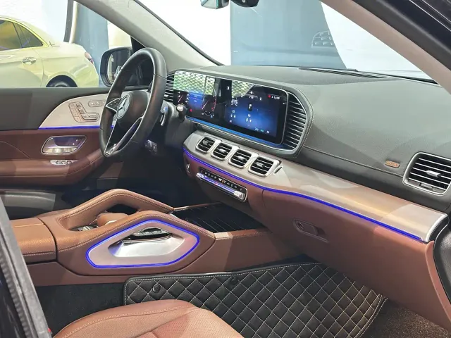 Mercedes-Benz GLS-Class — Фото автомобиля 14