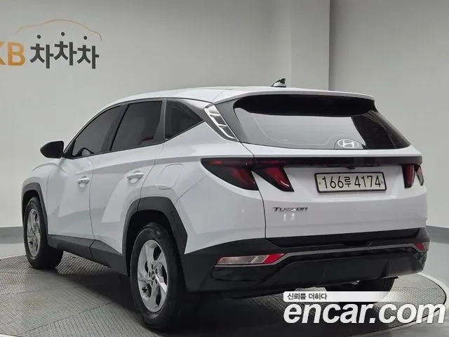 Hyundai Tucson Tucson (NX4) Дизель 2.0 2WD — Фото автомобиля 2