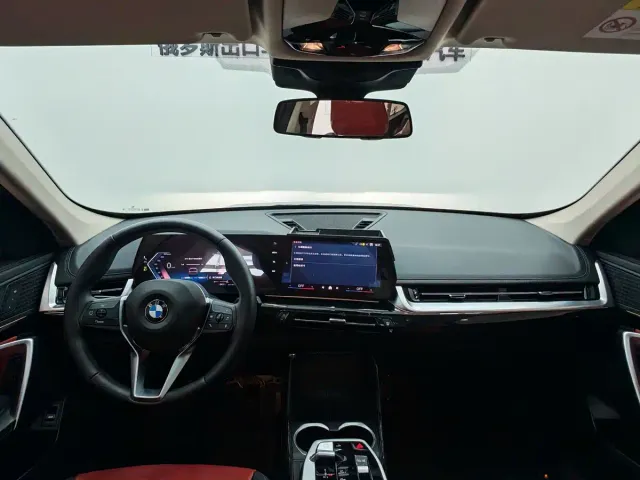 BMW X1 — Фото автомобиля 10