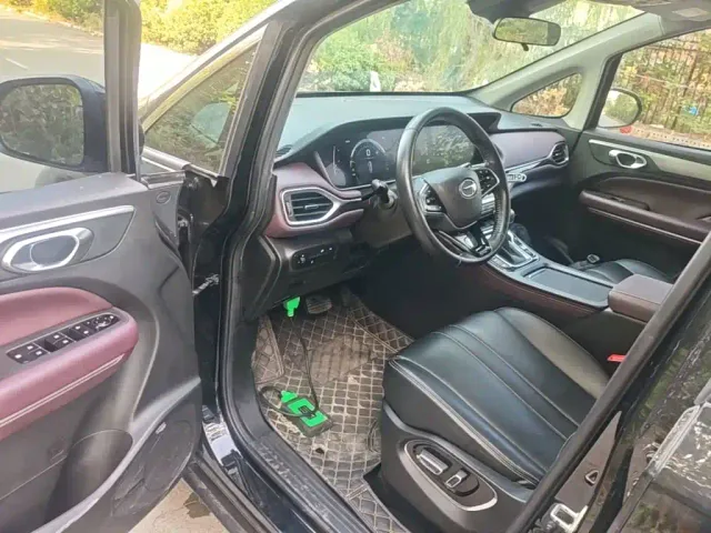 GAC Trumpchi M6 — Фото автомобиля 15