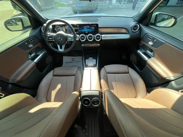 Mercedes-Benz GLB-Class — Фото автомобиля 13