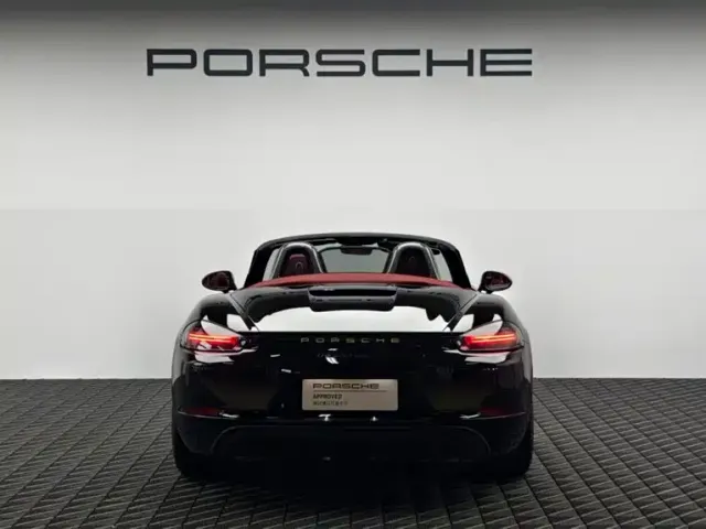 Porsche 718 — Фото автомобиля 4