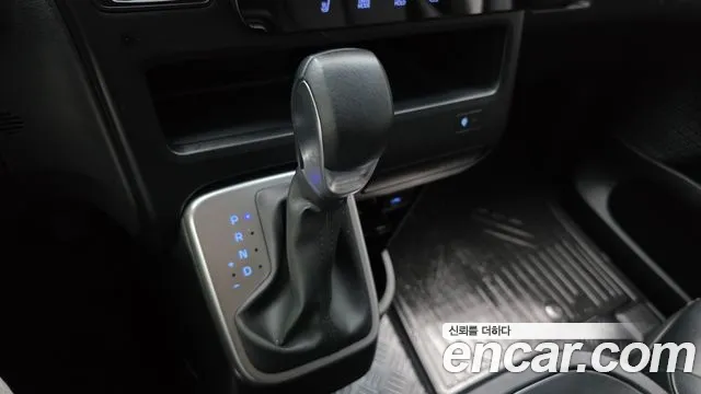 Hyundai Staria — Фото автомобиля 12