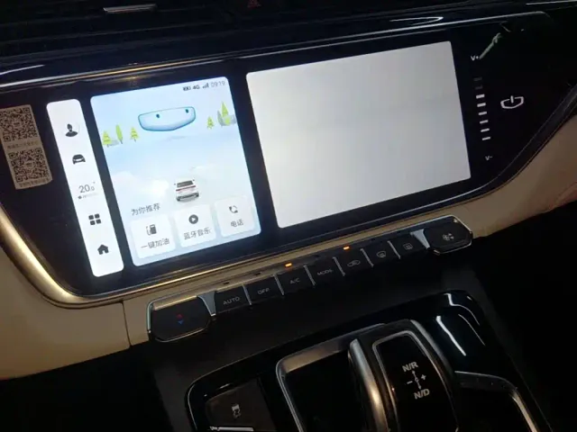Geely Boyue — Фото автомобиля 12