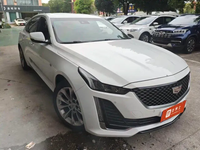 Cadillac CT5 — Фото автомобиля 11