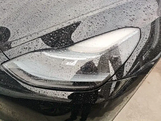Tesla Model Y — Фото автомобиля 23