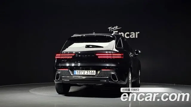 Genesis GV70 2.5T Бензин 2WD — Фото автомобиля 4