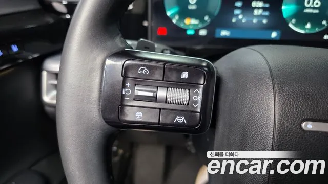 Hyundai Grandeur Grandeur (GN7) 2.5 Бензин 2WD — Фото автомобиля 25