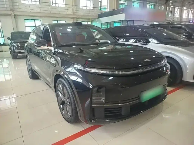Li Auto L7 — Фото автомобиля 3