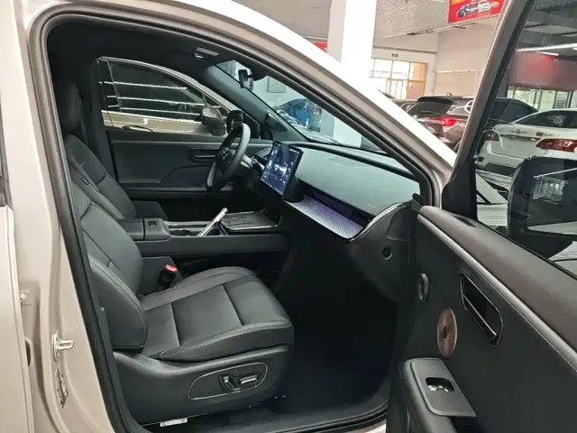 Toyota BoZhi 3X — Фото автомобиля 24