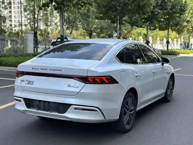 BYD Qin PLUS — Фото автомобиля 9