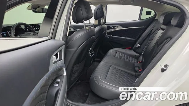 Genesis G70 Новый G70 Бензин 2.5T 4WD — Фото автомобиля 23