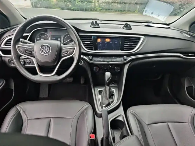 Buick Excelle — Фото автомобиля 5