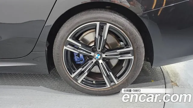 BMW 3-Series 3 серия (G20) 320i M Sport — Фото автомобиля 21