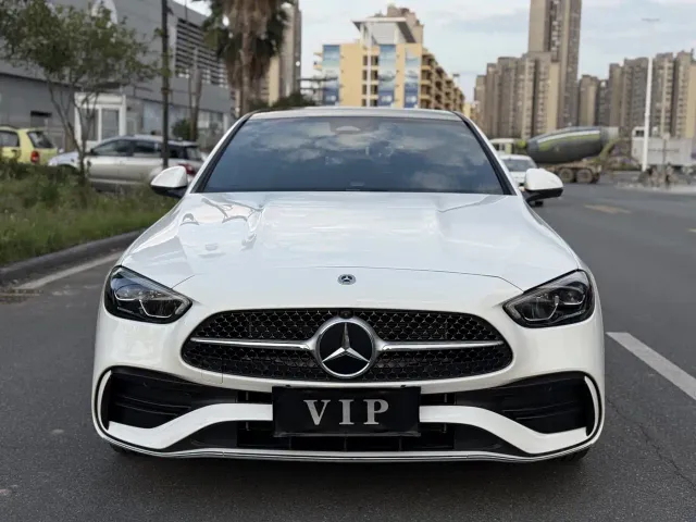 Mercedes-Benz C-Class — Фото автомобиля 2