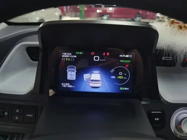 Wuling Hongguang Mini EV — Фото автомобиля 11