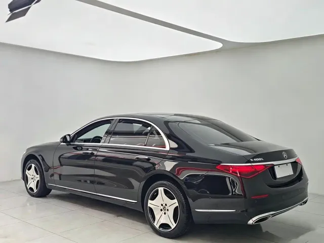 Mercedes-Benz S-Class — Фото автомобиля 13