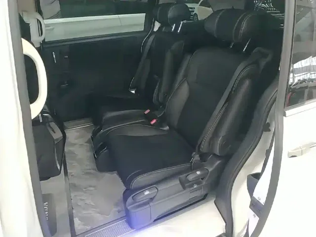 Honda Odyssey — Фото автомобиля 16