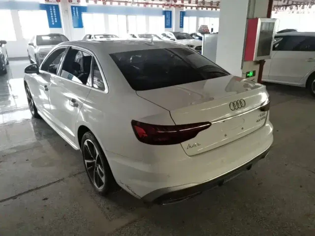 Audi A4L — Фото автомобиля 4