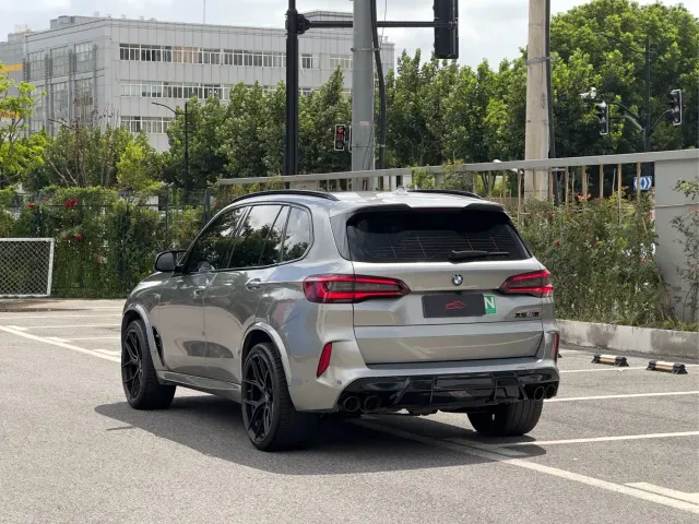 BMW X5 M — Фото автомобиля 6