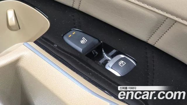 Kia Sorento Новый Sorento 4 поколение Бензин 2.5T 4WD — Фото автомобиля 18
