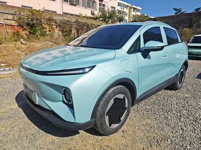 Фотография автомобиля — Geely Geometry E Firefly