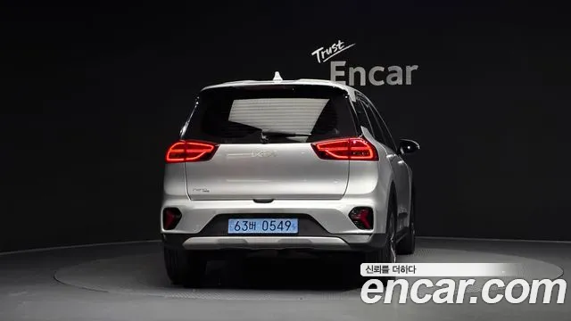 Kia Niro Niro Plus Air — Фото автомобиля 4
