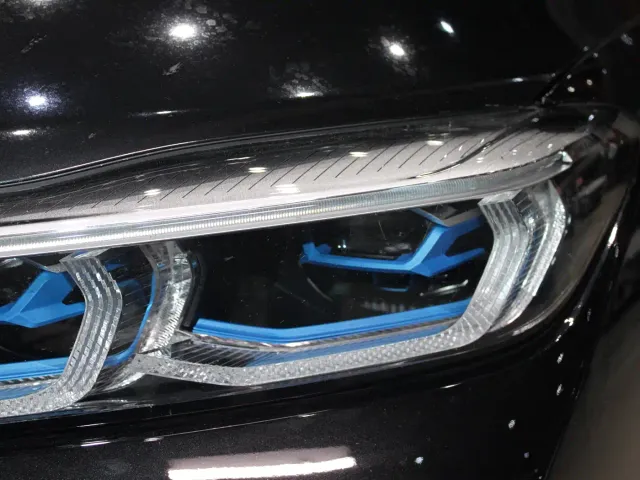 BMW 7 Series — Фото автомобиля 17