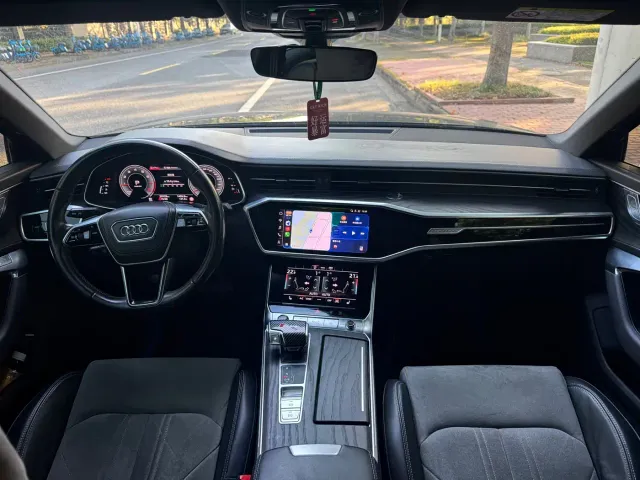 Audi A6L — Фото автомобиля 7