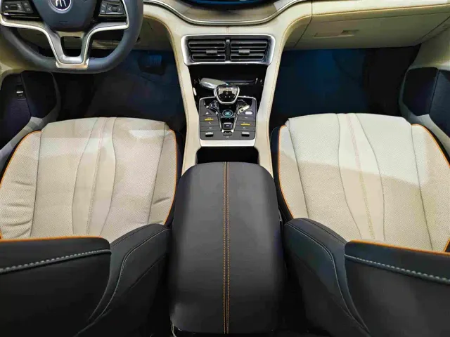 BYD Song PLUS — Фото автомобиля 14