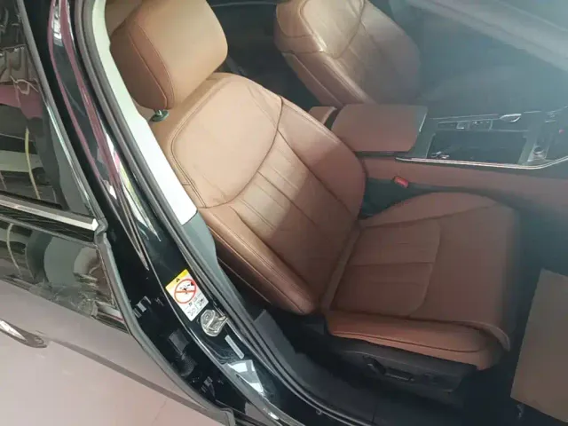 Audi A6L — Фото автомобиля 24