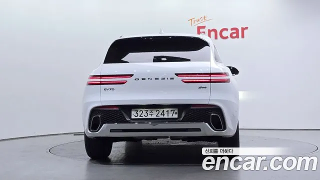 Genesis GV70 2.5T Бензин AWD — Фото автомобиля 4
