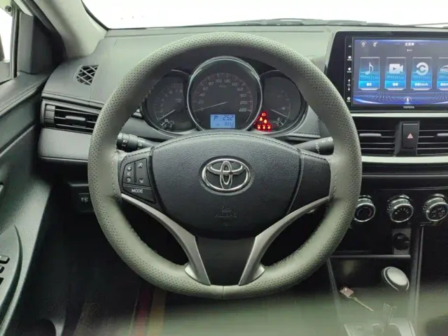 Toyota Vios — Фото автомобиля 15