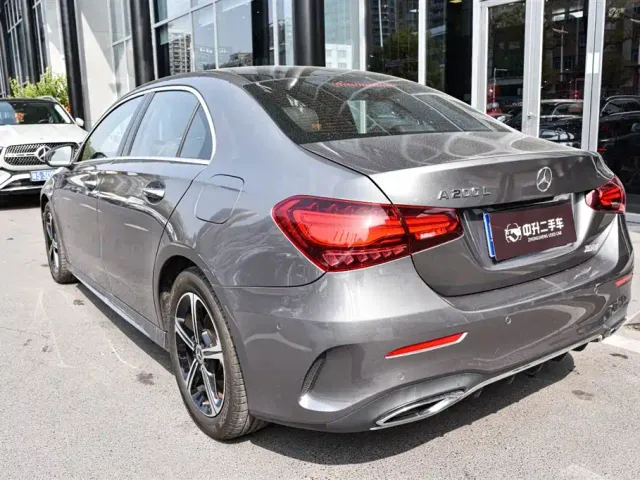 Mercedes-Benz Mercedes-Benz A-Class 2023 A 200 L Fashion — Фото автомобиля 8