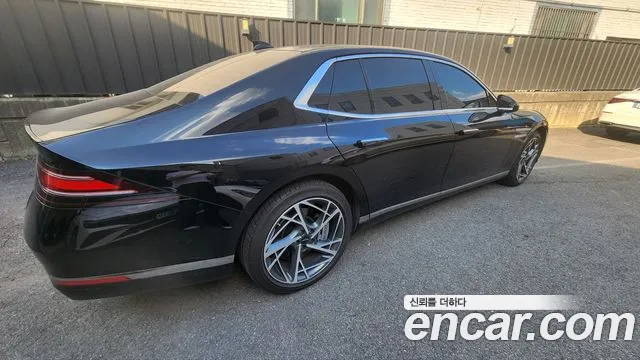 Genesis G90 — Фото автомобиля 2