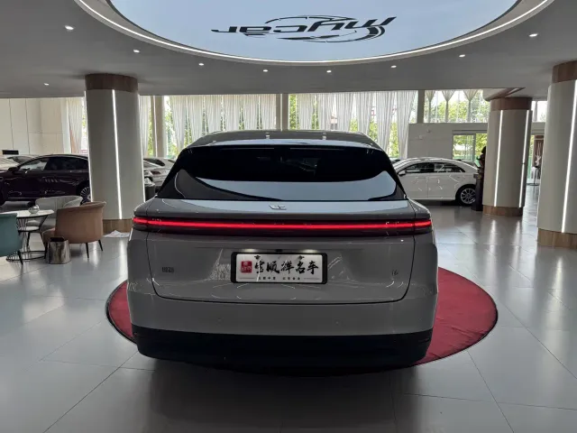 Li Auto i6 — Фото автомобиля 6