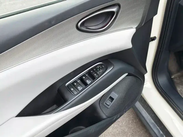 BYD Seal 06 DM-i Touring — Фото автомобиля 12