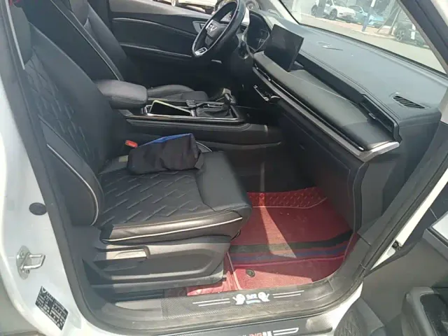 Wuling Jiachen — Фото автомобиля 19