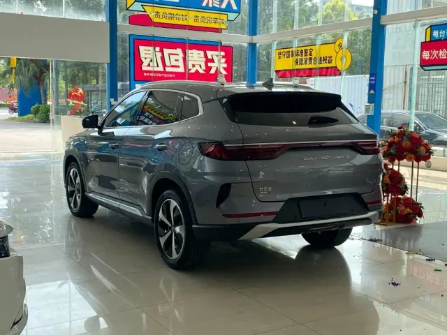 BYD Song PLUS — Фото автомобиля 14