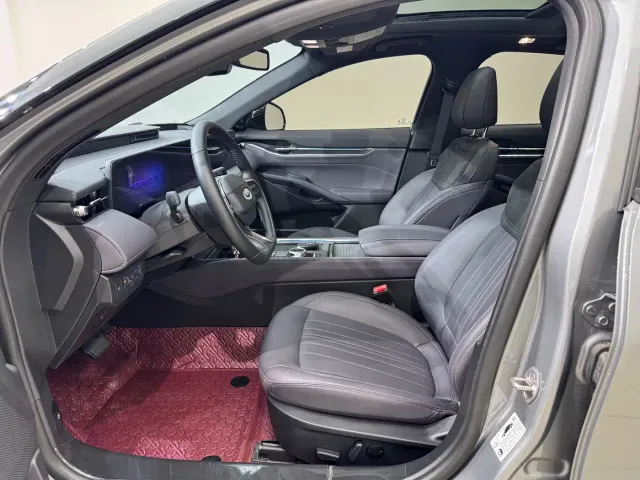 Ford Mondeo — Фото автомобиля 9