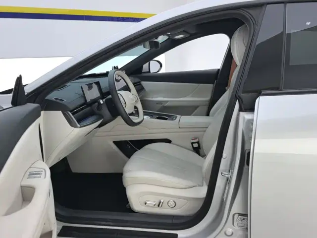 Dongfeng eπ 007 — Фото автомобиля 9