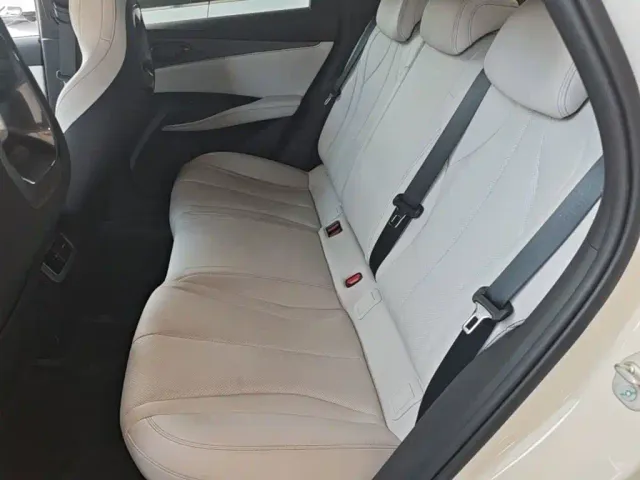 BYD Seal 06 — Фото автомобиля 16