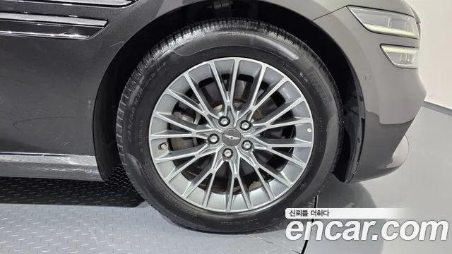 Genesis G80 RG3 — Фото автомобиля 21