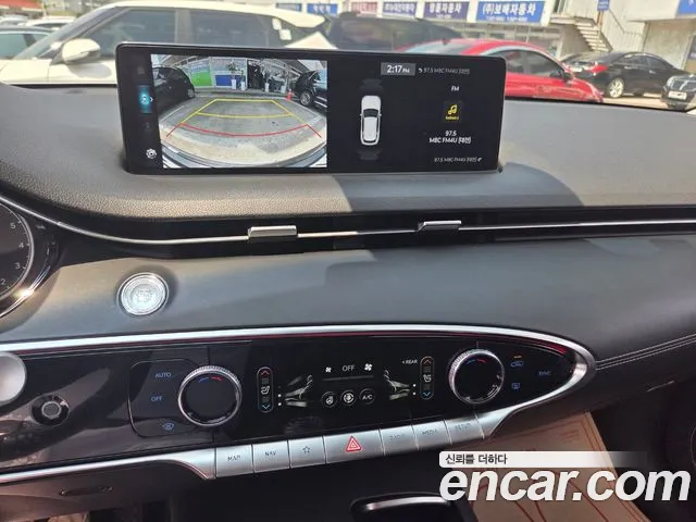 Genesis GV70 2.5T Бензин AWD — Фото автомобиля 12