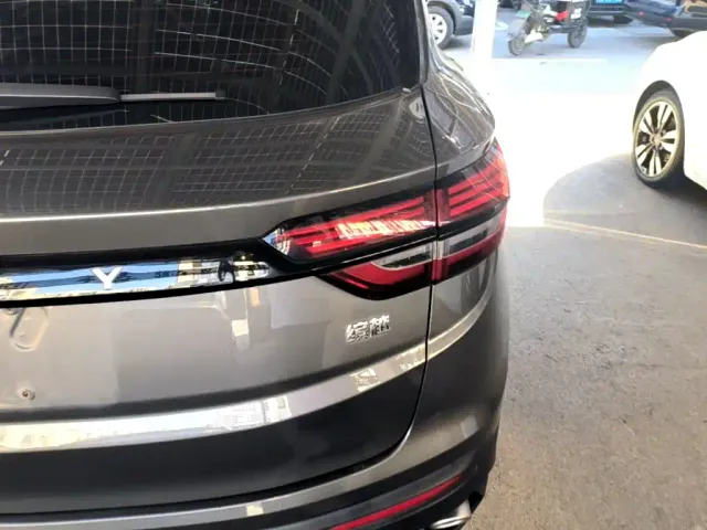 Geely Binyue — Фото автомобиля 7